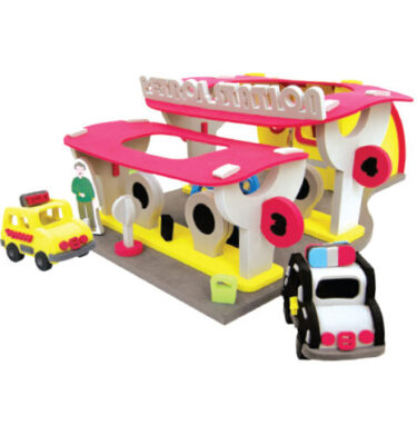 3850 › Build & Play : Petrol Station